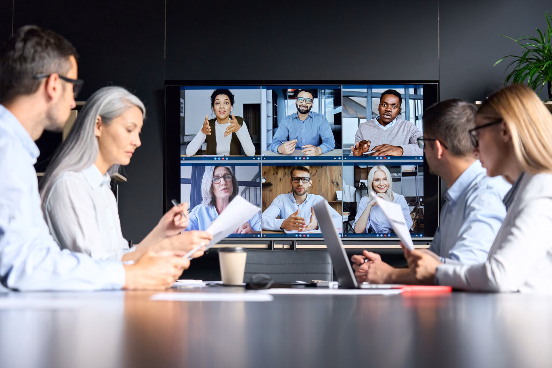 Remote Team Management – Keeping Distributed Employees Productive